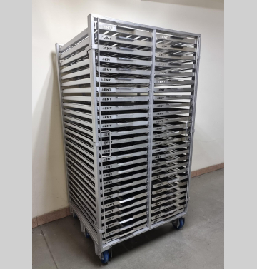 TROLLEY FOR TRAYS